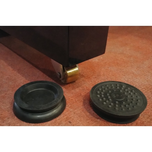 Castor cups 40mm  (rubber)