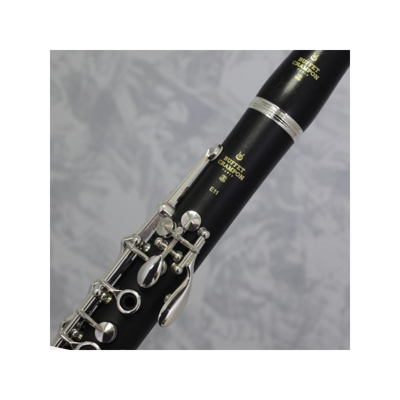 Buffet E11 Bb Clarinet Outfit