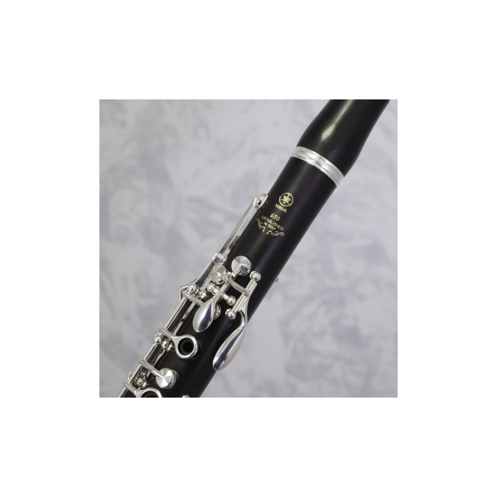 Yamaha YCL650iii Bb Clarinet Outfit