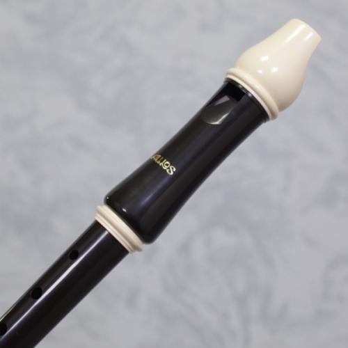 Aulos 205A Descant Recorder