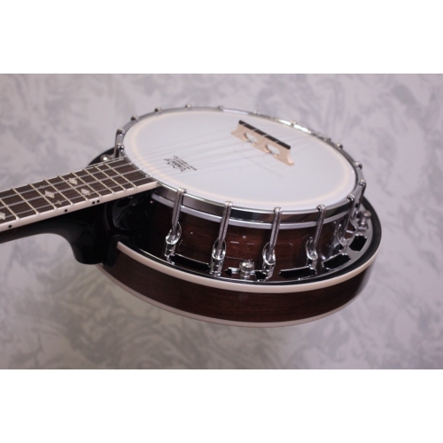 Ozark 2037 Closed Back Banjo Ukulele