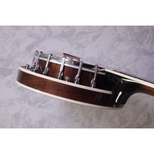 Ozark 2037 Closed Back Banjo Ukulele