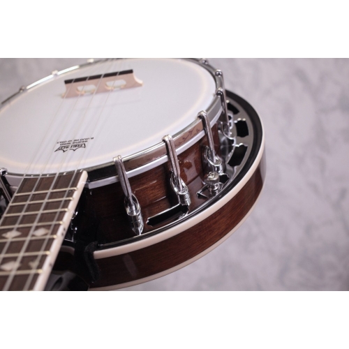 Ozark 2037 Closed Back Banjo Ukulele