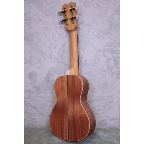 Carvalho Soprano Deluxe Solid Koa Ukulele