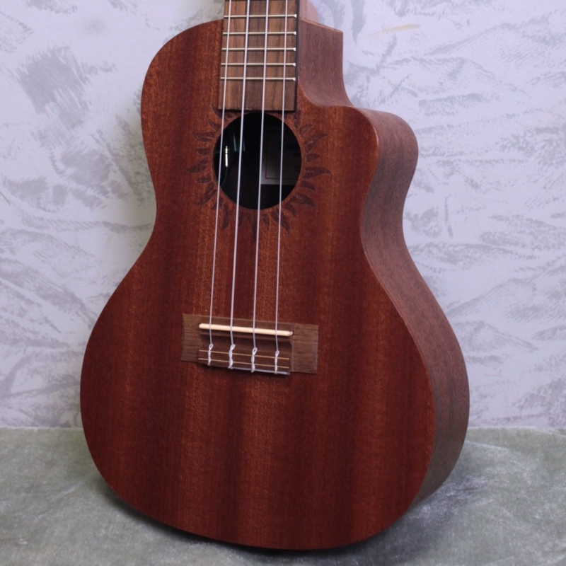 Baton Rouge V2-CCE Cutaway Concert Electro Ukulele