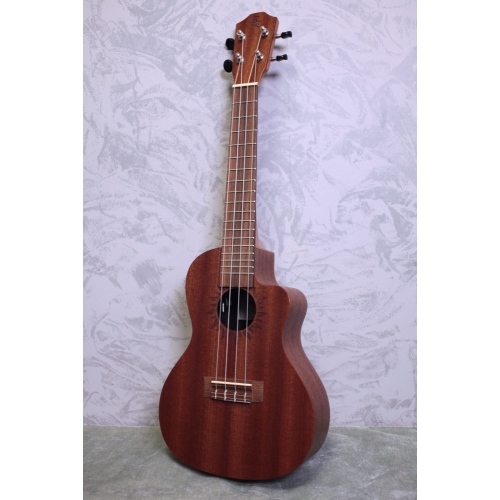 Baton Rouge V2-CCE Cutaway Concert Electro Ukulele