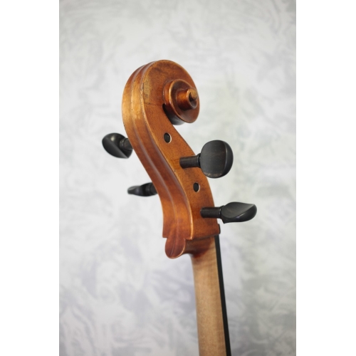 Gewa Berlin Antik model 4/4 cello