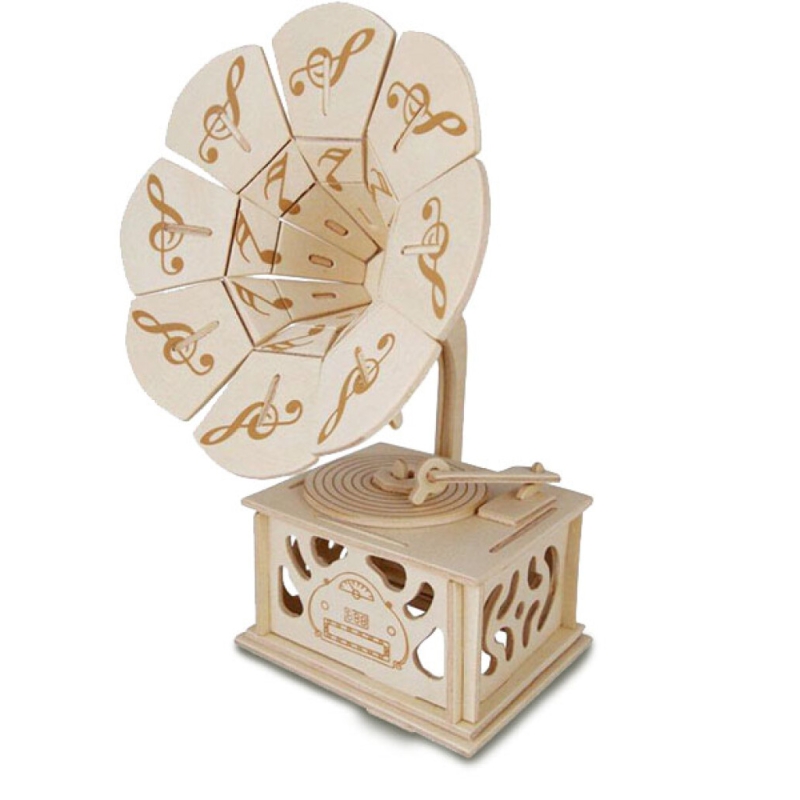 Quay Woodcraft Construction Kit Gramophone