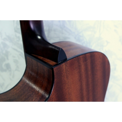 Eastman PCH1-GACE Pacific Coast Highway Grand Auditorium Classic Acoustic Guitar
