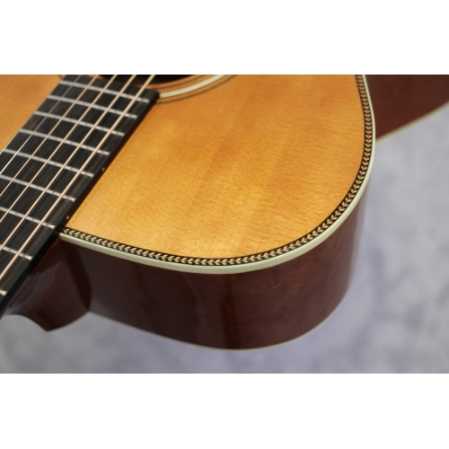 Atkin OM-37 Custom Pomelle