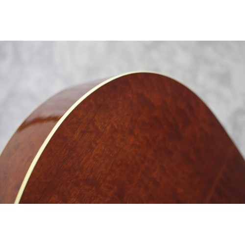 Atkin OM-37 Custom Pomelle