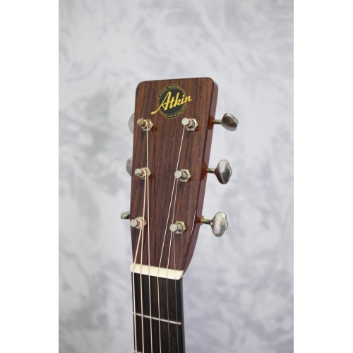 Atkin OM-37 Custom Pomelle