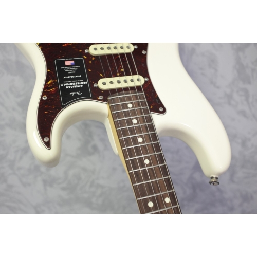 Fender American Professional II Stratocaster RW Olympic White