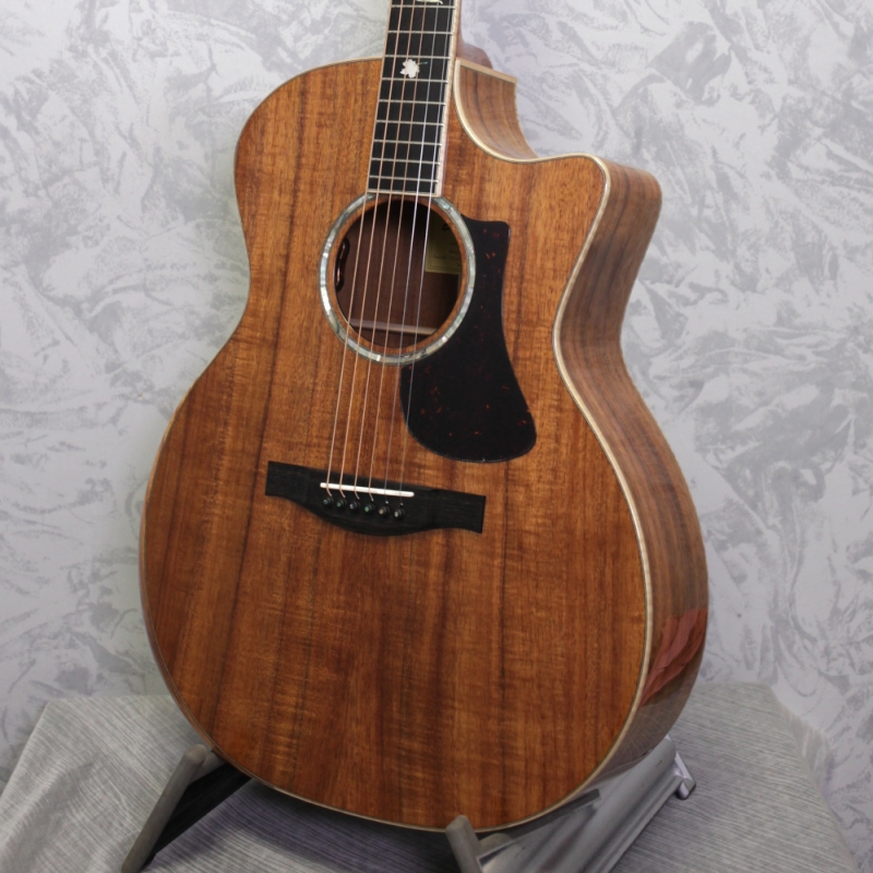 Eastman AC622CE-KOA-LTD Limited Edition Koa Electro Acoustic Guitar