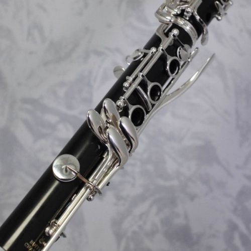 Buffet E13 Bb Clarinet Outfit with Backpack Case