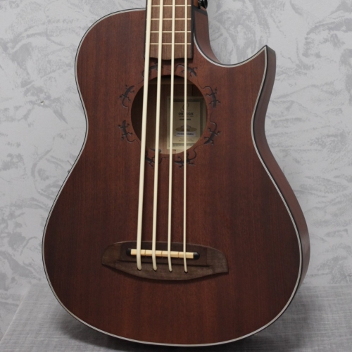 Ortega Lizzy Mahogany Bass...