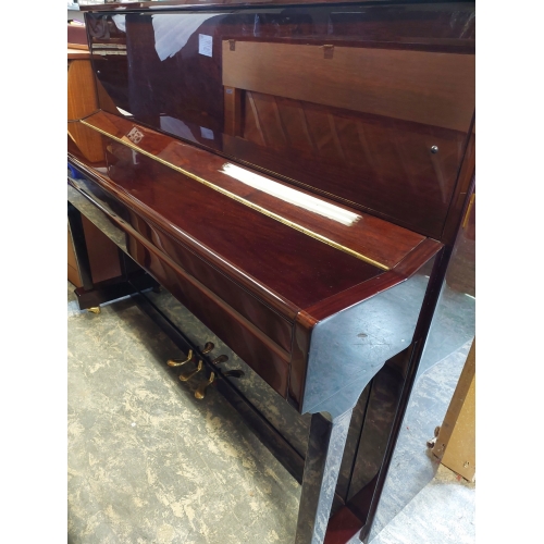 Pre-owned Eavestaff...