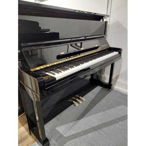 Bösendorfer P120 Grand Upright Piano in Black Polyester