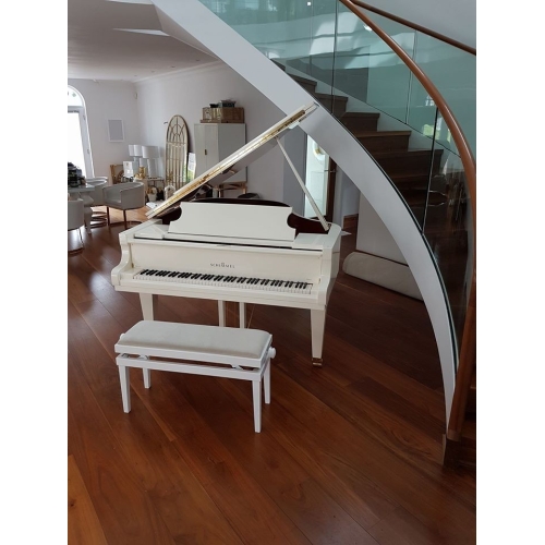 Schimmel Classic C189T Grand Piano in White Polyester