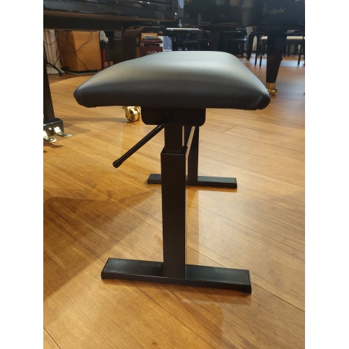 Hidrau Paris Academy BM44HP Pneumatic Stool