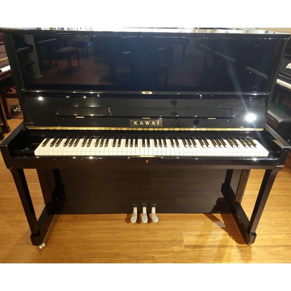 Kawai K500 Upright Piano in Black Polyester