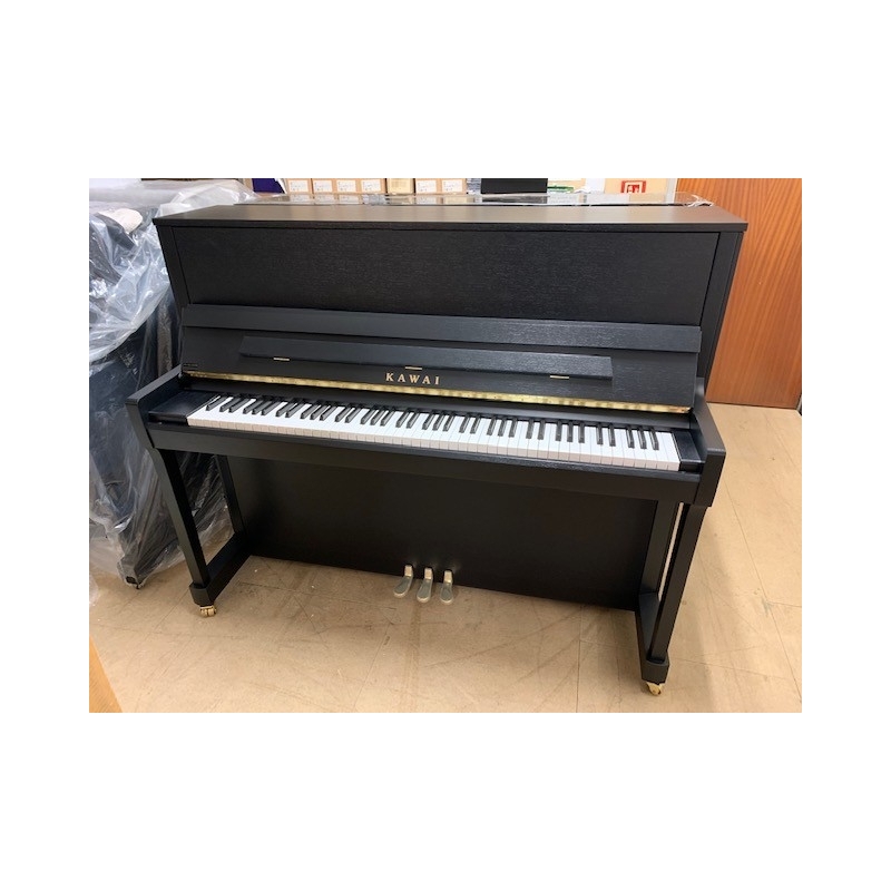 Kawai E300 Upright Piano in Black Satin