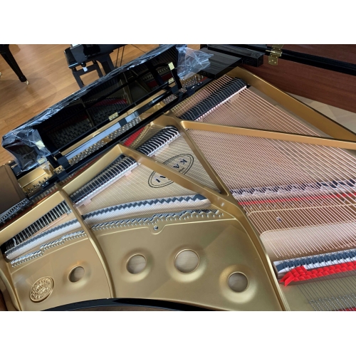 Kawai GL30 Grand Piano in Black Polyester