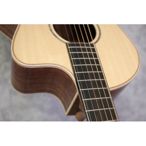 Lowden S35C 12 Fret Chechen Rosewood / Cedar