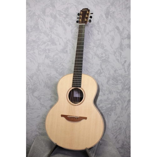 Lowden F32 Handmade Acoustic Guitar