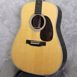 Martin D-35 Acoustic Guitar