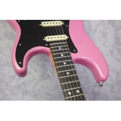 Fender American Ultra Stratocaster Bubble Gum Pink Limited Edition