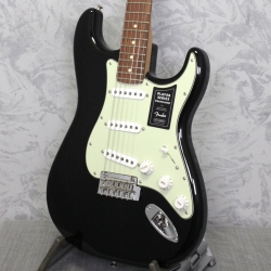 Fender Player Stratocaster...
