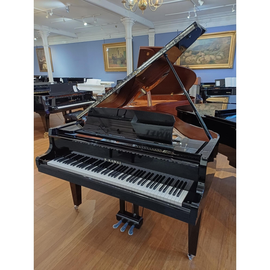 Kawai GL10 Baby Grand Piano with Chrome Fittings