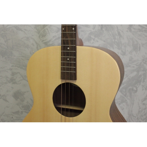 Ashbury Rathlin Tenor Guitar
