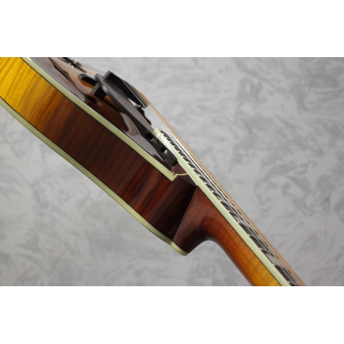 Eastman MD605 Gold Burst Mandolin