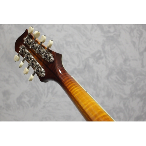 Eastman MD605 Gold Burst Mandolin