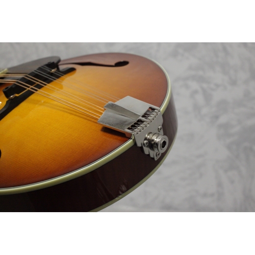 Eastman MD605 Gold Burst Mandolin