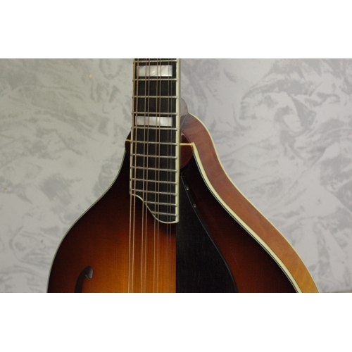 Eastman MDO605 Octave Mandolin Gold Burst