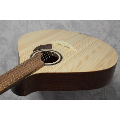 Carvalho LS305 Portuguese Fado Guitar