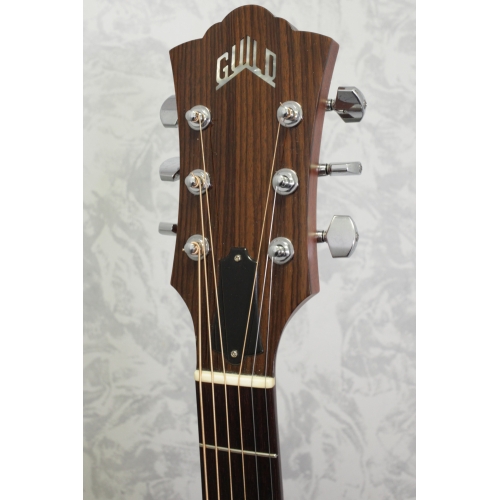 Guild D-40 Acoustic Guitar (Second Hand c2010)