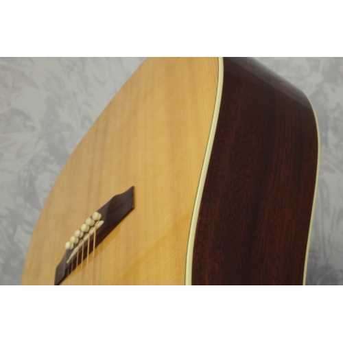 Guild D-40 Acoustic Guitar (Second Hand c2010)