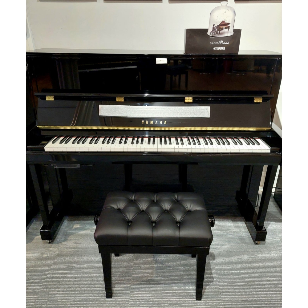 Yamaha B3 TC3 Transacoustic Upright Piano in black