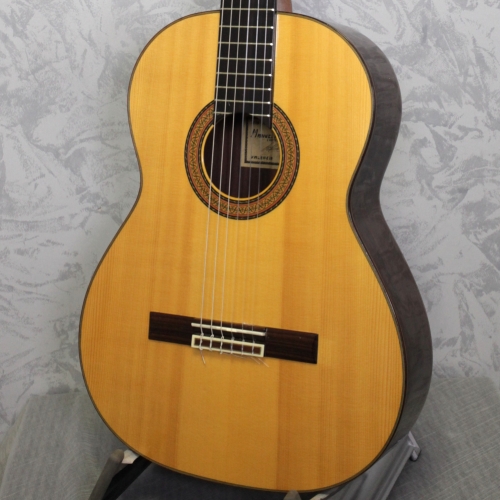 Raimundo Classical Guitar (second hand c1996)