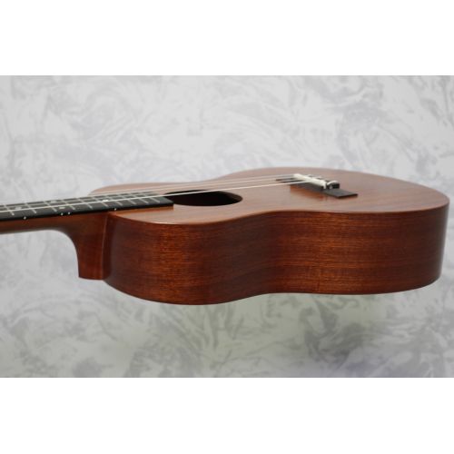 Kiwaya KBU-1 Baritone Ukulele