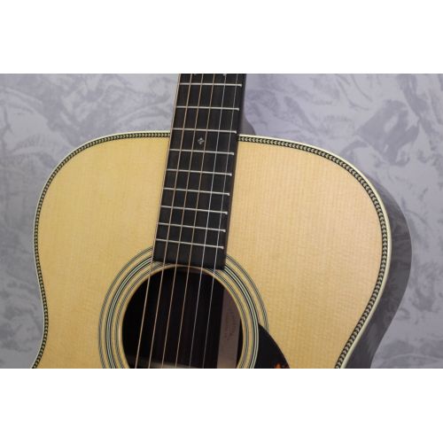 Martin OM-28 Acoustic Guitar