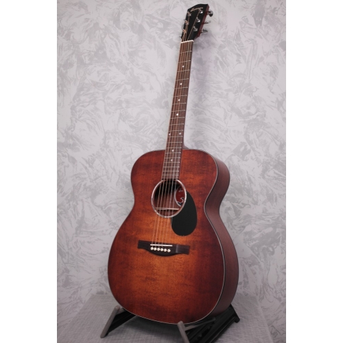 Eastman Pacific Coast Highway PCH1 OM Acoustic Guitar Classic