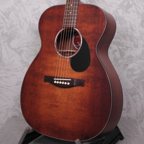 Eastman Pacific Coast Highway PCH1 OM Acoustic Guitar Classic