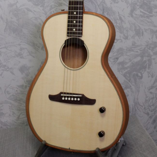 Fender Highway Series Parlour Electro/ Acoustic
