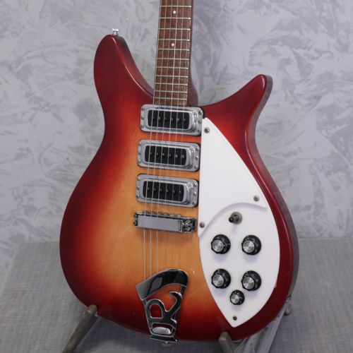 Rickenbacker 320 Fireglo...