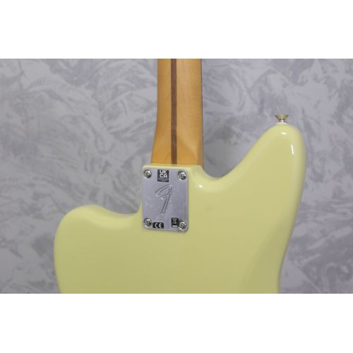 Fender Player II Jaguar Hiahleah Yellow